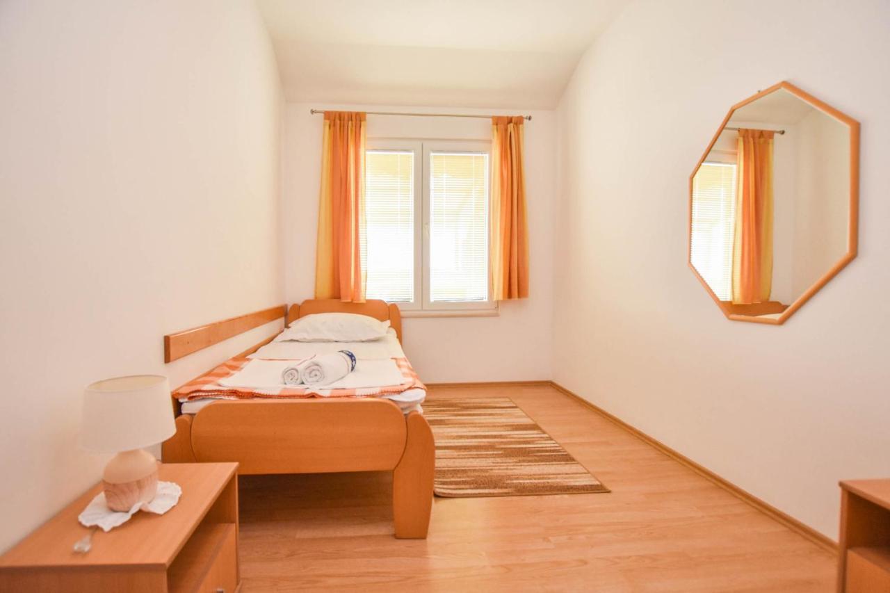Apartments Dandelion Biograd Na Moru Εξωτερικό φωτογραφία
