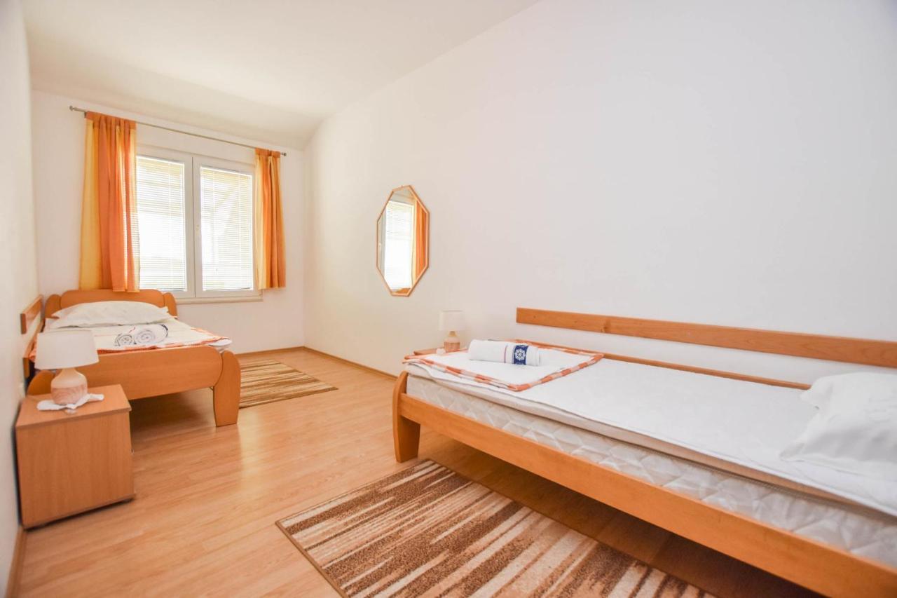 Apartments Dandelion Biograd Na Moru Εξωτερικό φωτογραφία