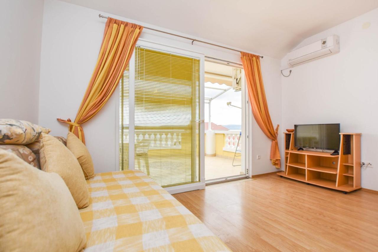 Apartments Dandelion Biograd Na Moru Εξωτερικό φωτογραφία
