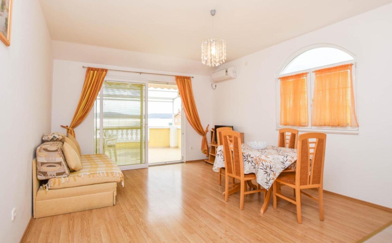 Apartments Dandelion Biograd Na Moru Εξωτερικό φωτογραφία