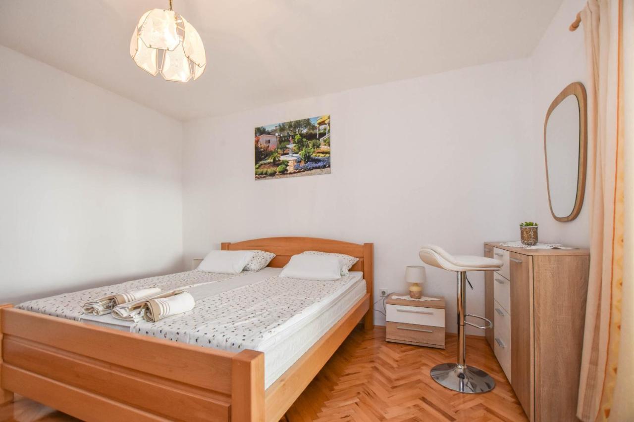 Apartments Dandelion Biograd Na Moru Εξωτερικό φωτογραφία