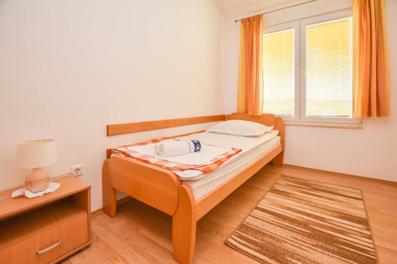 Apartments Dandelion Biograd Na Moru Εξωτερικό φωτογραφία