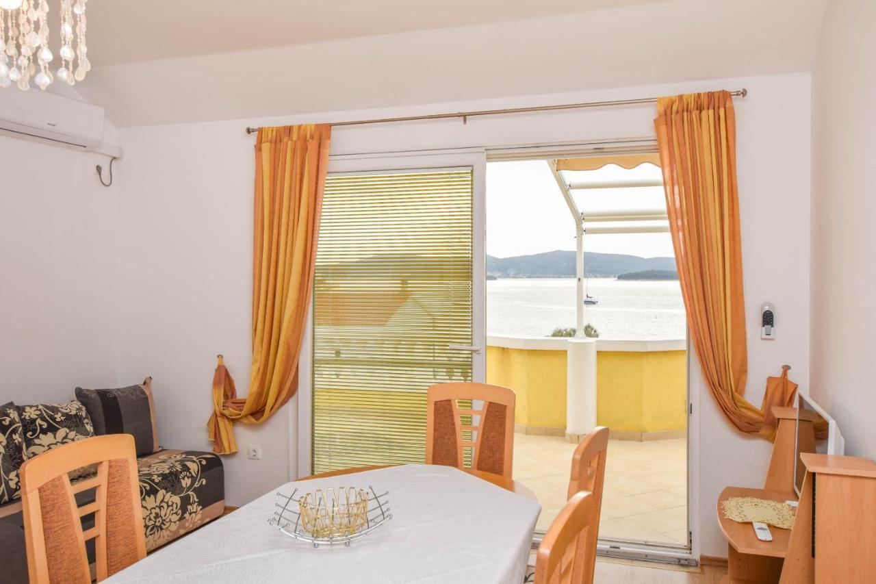 Apartments Dandelion Biograd Na Moru Εξωτερικό φωτογραφία