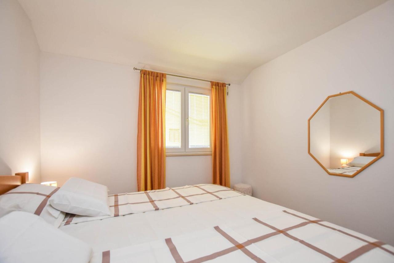 Apartments Dandelion Biograd Na Moru Εξωτερικό φωτογραφία