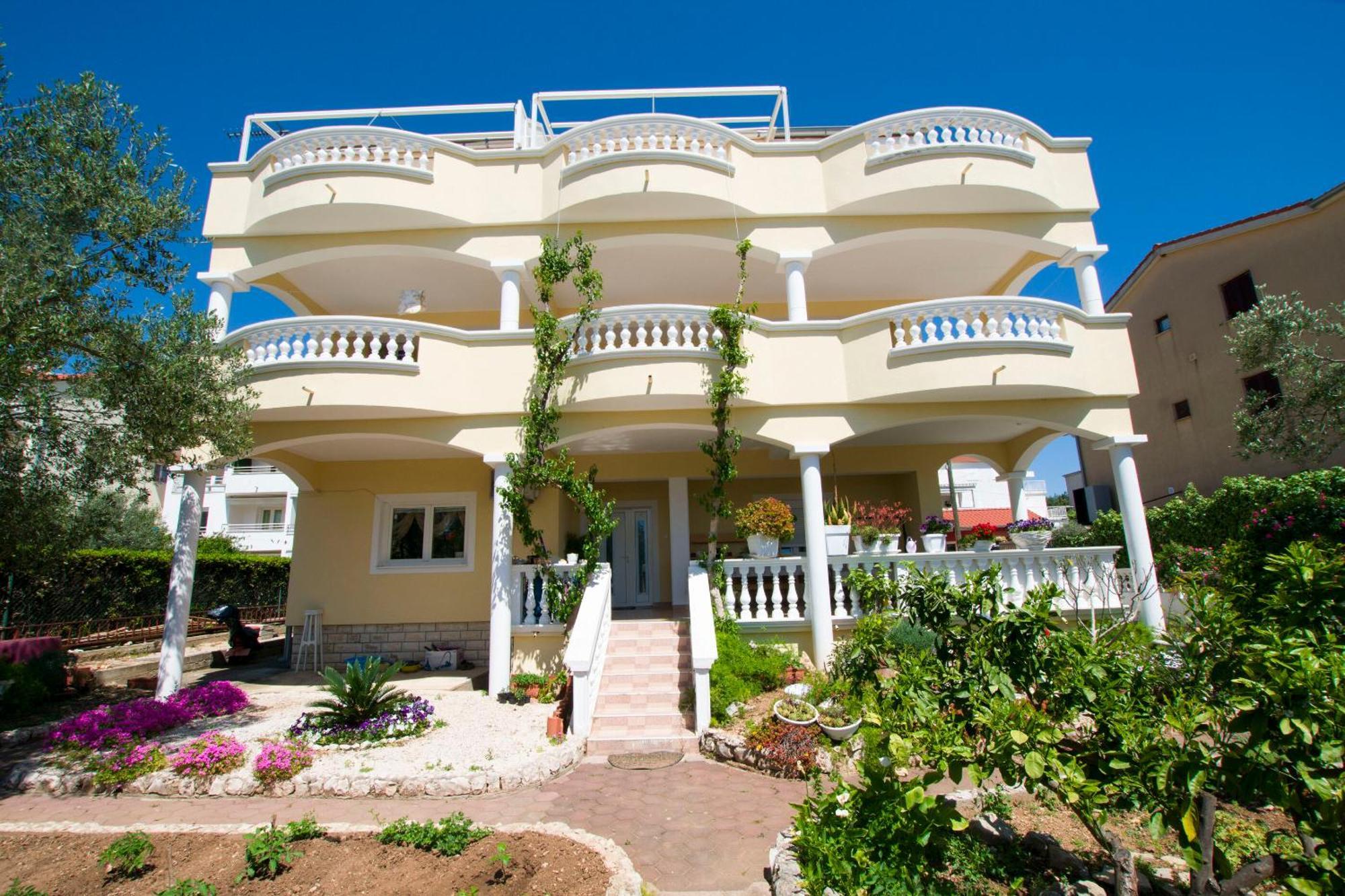 Apartments Dandelion Biograd Na Moru Εξωτερικό φωτογραφία